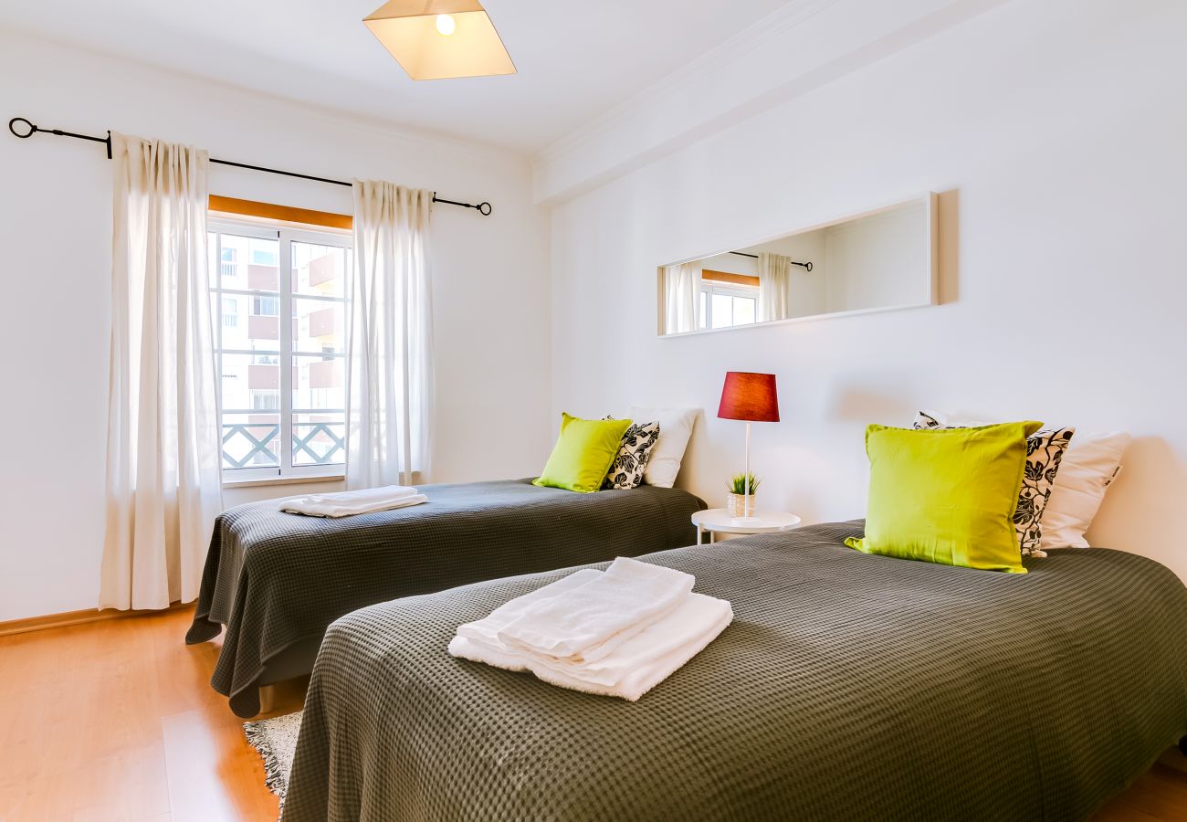 Apartment in Faro - The Nest Apartment - Sea View - Faro