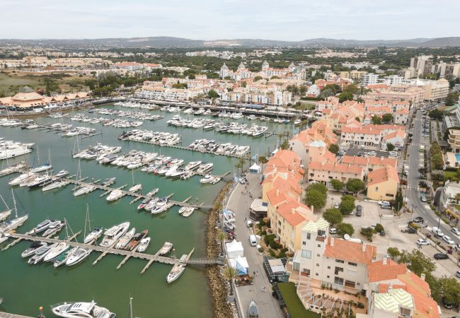 Apartment in Vilamoura - Marina Pearl - View to Vilamoura Marina Apartment in Vilamoura - Marina Pearl - View to Vilamoura Marina