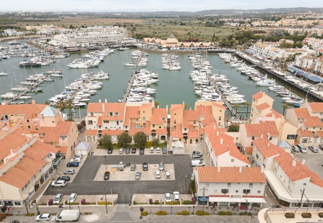 Apartment in Vilamoura - Marina Pearl - View to Vilamoura Marina Apartment in Vilamoura - Marina Pearl - View to Vilamoura Marina
