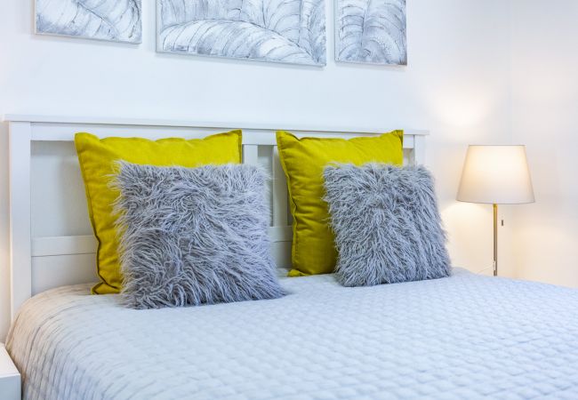 Apartment in Quarteira - Vilar do Jardim - Terrace and Pool - Vilamoura by Apartment in Quarteira - Vilar do Jardim - Terrace and Pool - Vilamoura by
