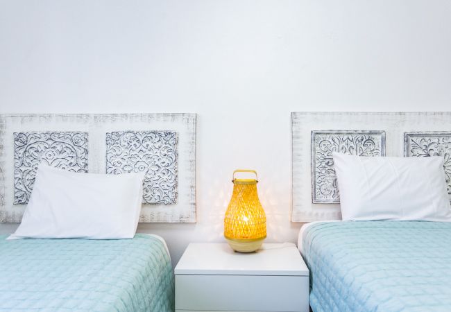Apartment in Quarteira - Vilar do Jardim - Terrace and Pool - Vilamoura by Apartment in Quarteira - Vilar do Jardim - Terrace and Pool - Vilamoura by