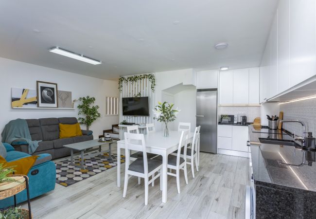 Apartment in Quarteira - Vilar do Jardim - Terrace and Pool - Vilamoura by Apartment in Quarteira - Vilar do Jardim - Terrace and Pool - Vilamoura by