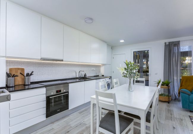 Apartment in Quarteira - Vilar do Jardim - Terrace and Pool - Vilamoura by Apartment in Quarteira - Vilar do Jardim - Terrace and Pool - Vilamoura by