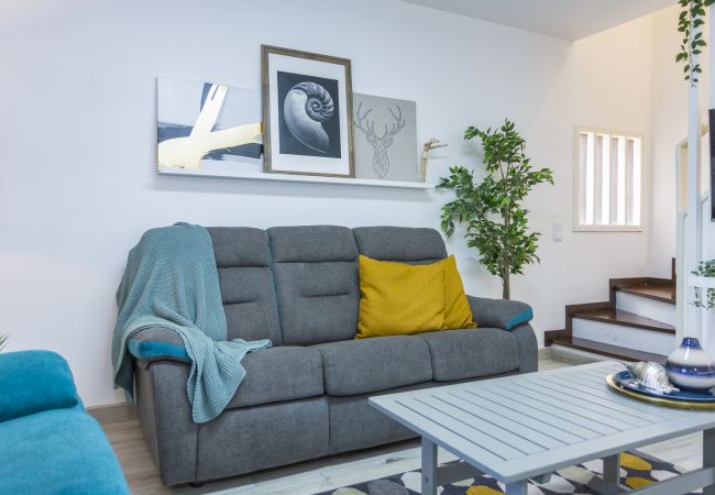 Apartment in Quarteira - Vilar do Jardim - Terrace and Pool - Vilamoura by Apartment in Quarteira - Vilar do Jardim - Terrace and Pool - Vilamoura by