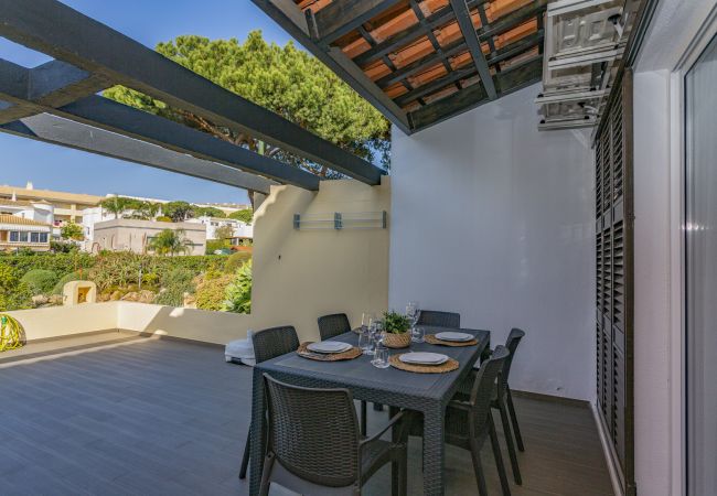 Apartment in Quarteira - Vilar do Jardim - Terrace and Pool - Vilamoura by Apartment in Quarteira - Vilar do Jardim - Terrace and Pool - Vilamoura by
