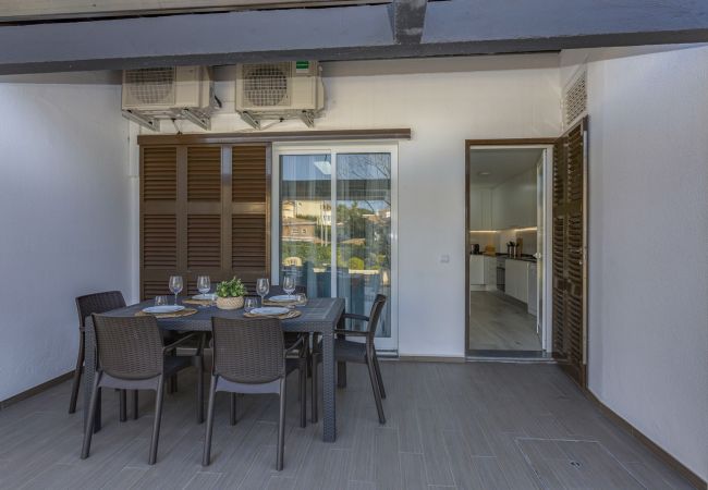 Apartment in Quarteira - Vilar do Jardim - Terrace and Pool - Vilamoura by Apartment in Quarteira - Vilar do Jardim - Terrace and Pool - Vilamoura by