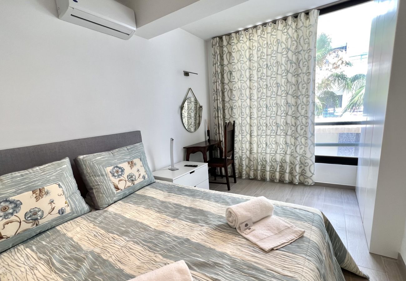 Apartment in Quarteira - Beachside Apartment - With Pool by HD PROPERTIES