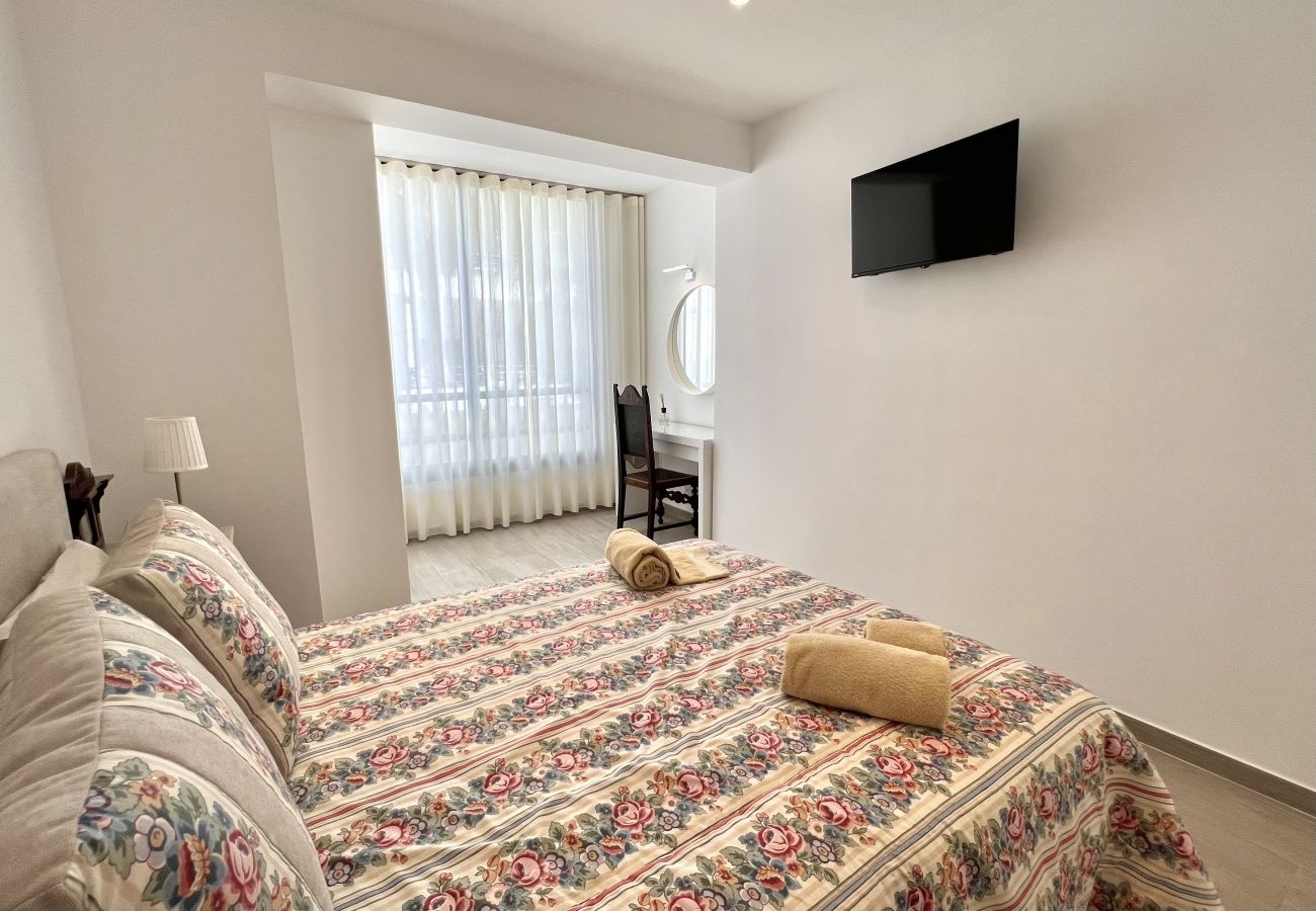 Apartment in Quarteira - Beachside Apartment - With Pool by HD PROPERTIES