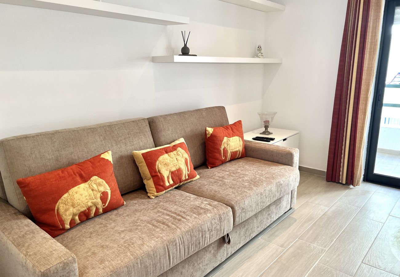 Apartment in Quarteira - Beachside Apartment - With Pool by HD PROPERTIES