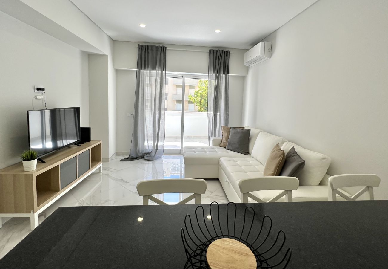 Apartment in Quarteira - Aman - Near the beach by HD PROPERTIES