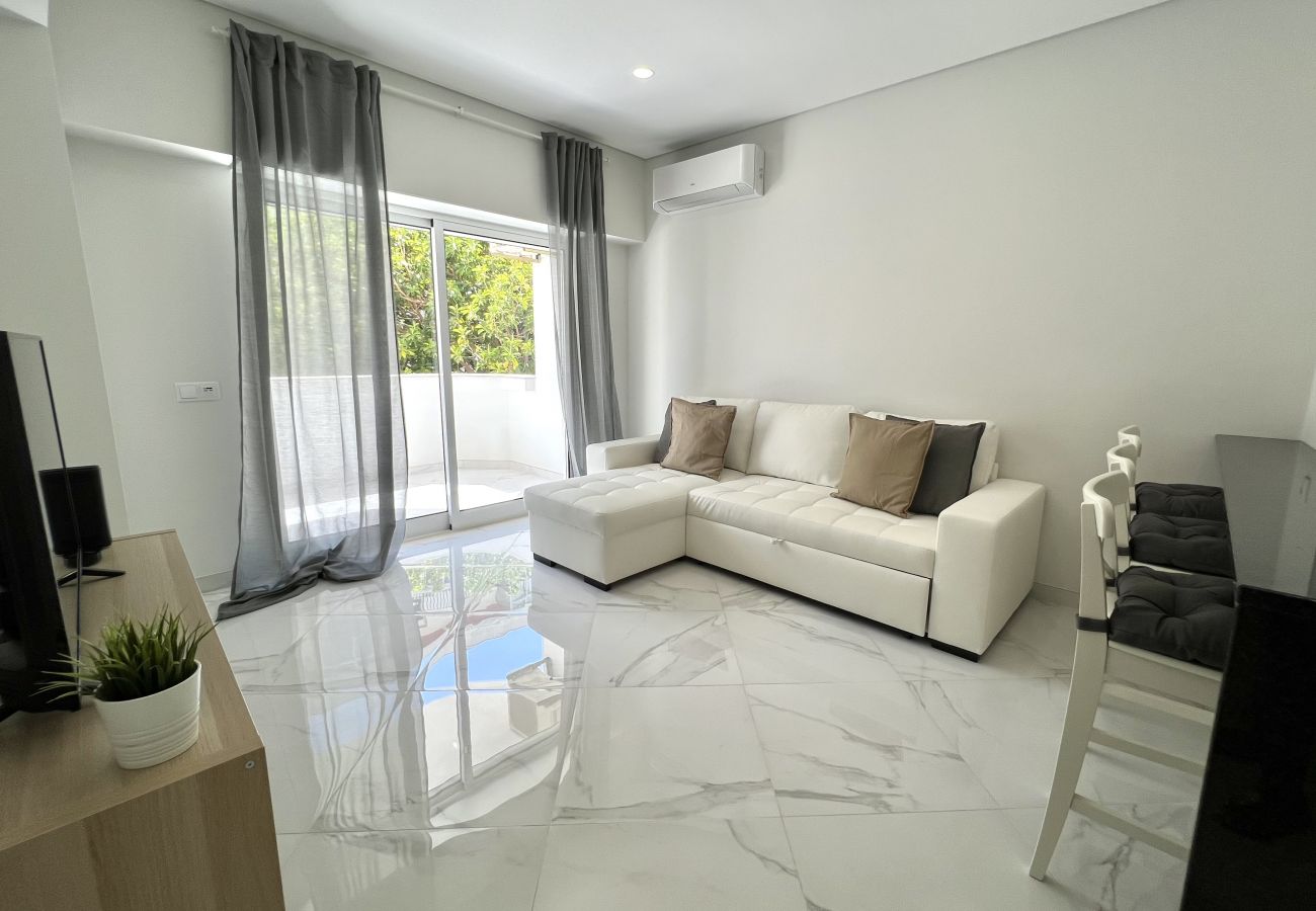 Apartment in Quarteira - Aman - Near the beach by HD PROPERTIES