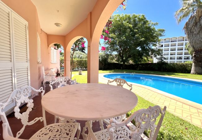 Villa in Vilamoura - Vila Rose - Private Pool by HD PROPERTIES Villa in Vilamoura - Vila Rose - Private Pool by HD PROPERTIES