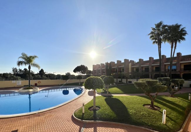 Apartment in Vilamoura - Olivos del golf - Terrace with pool by HD Apartment in Vilamoura - Olivos del golf - Terrace with pool by HD