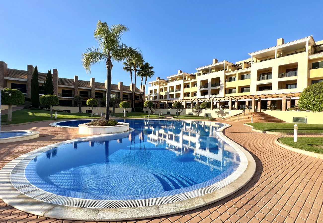 Apartment in Vilamoura - Olivos del golf - Terrace with pool by HD