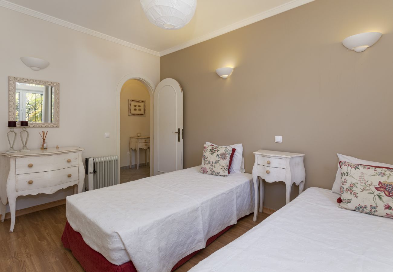 Villa in Vilamoura - Vila Caraibas - Vilamoura - by HDproper