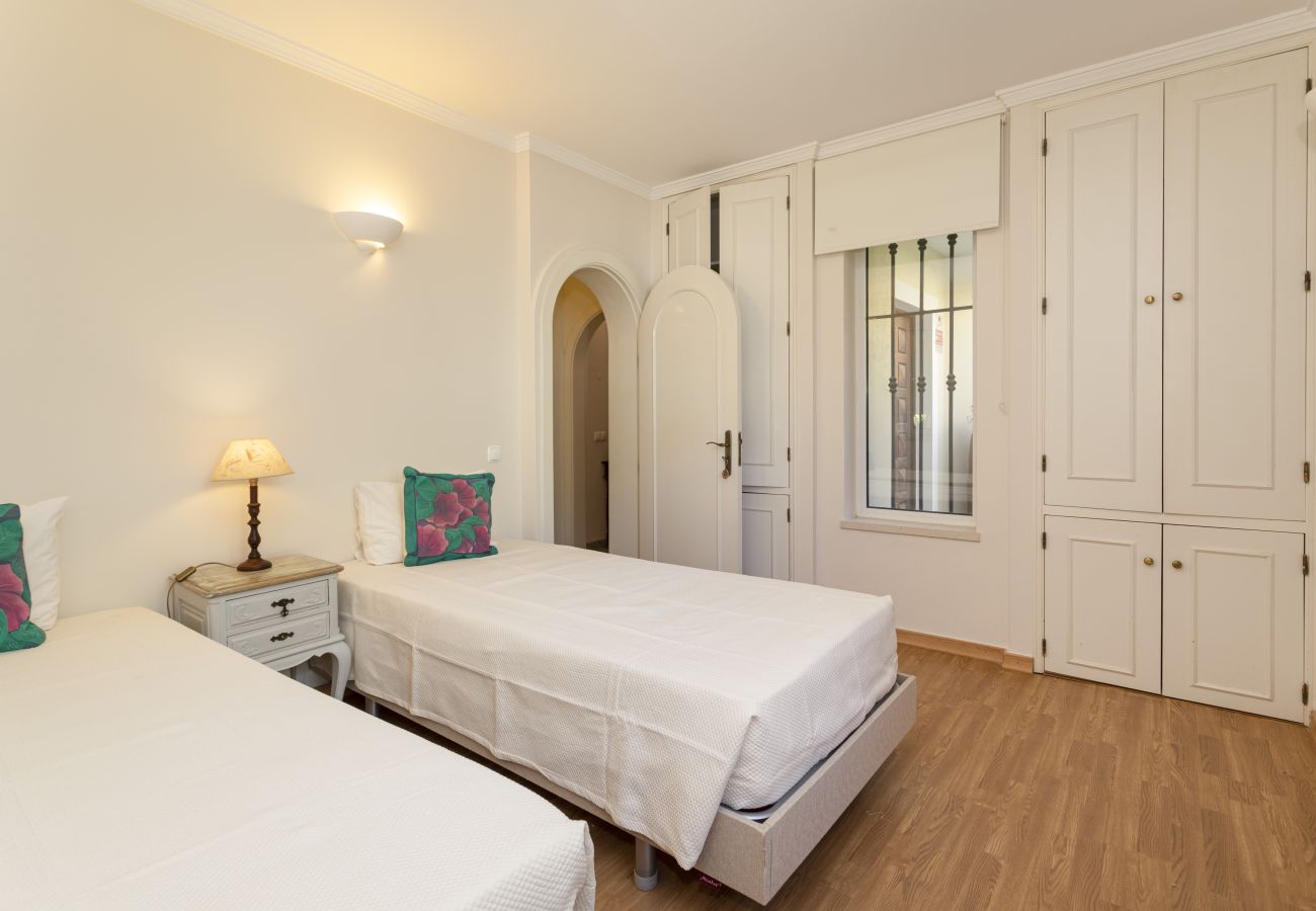 Villa in Vilamoura - Vila Caraibas - Vilamoura - by HDproper