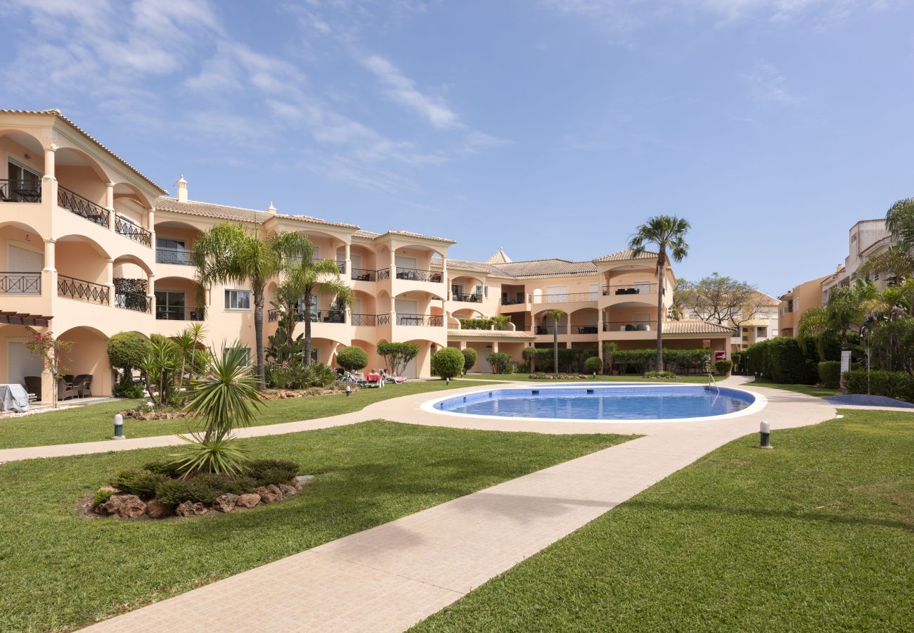 Apartment in Vilamoura - Praia Village III - Peaceful condominium by HD