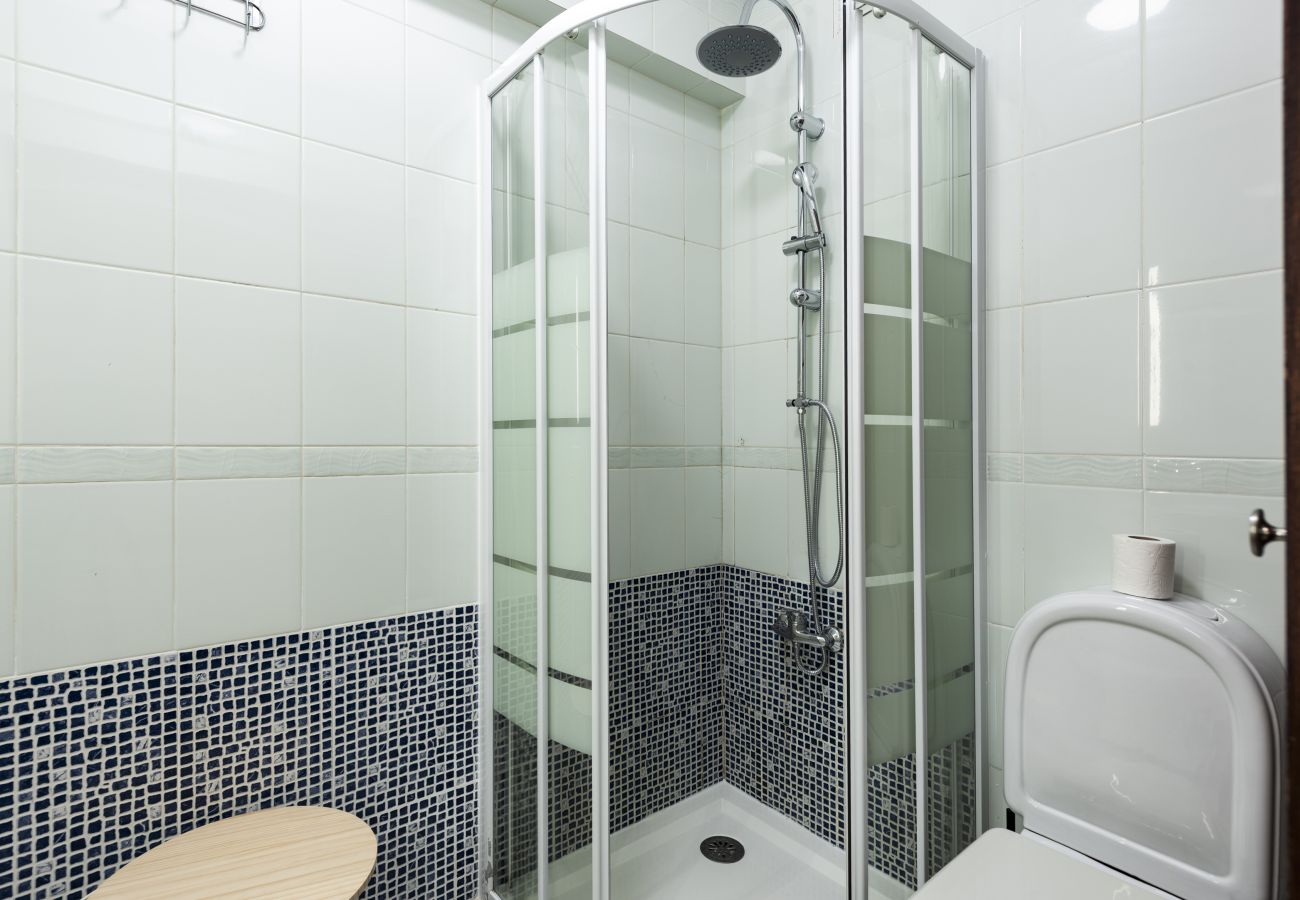 Apartment in Quarteira - Oceanides - Sea front with pool by HD