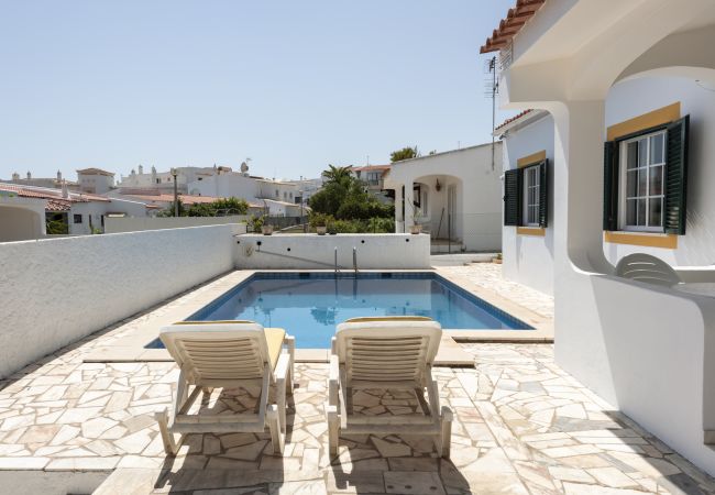 Villa in Albufeira - Vila Coelho - City center with pool by HD Villa in Albufeira - Vila Coelho - City center with pool by HD