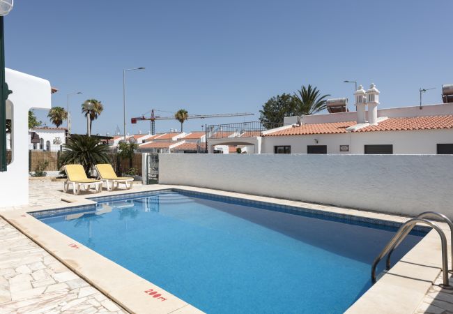 Villa in Albufeira - Vila Coelho - City center with pool by HD Villa in Albufeira - Vila Coelho - City center with pool by HD
