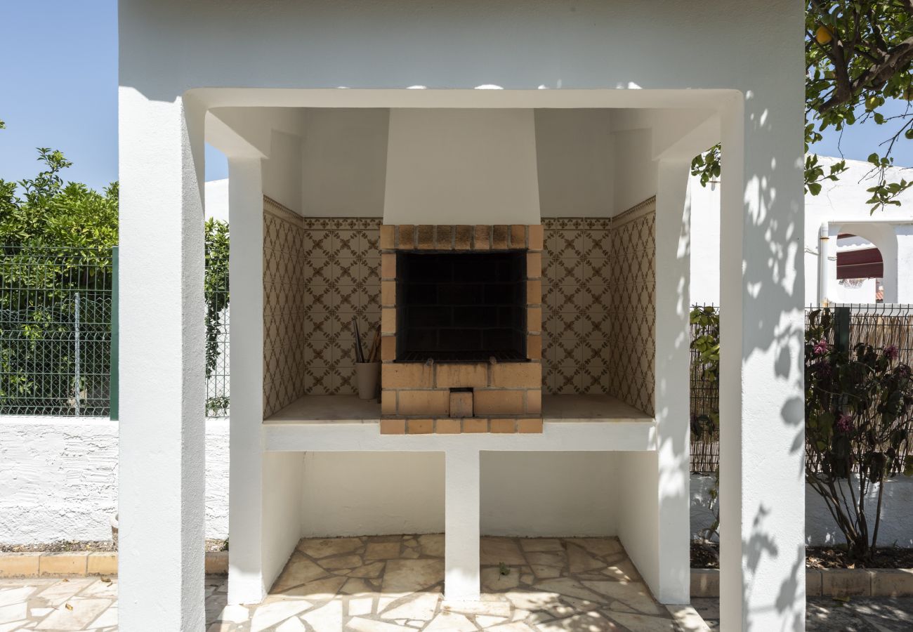 Villa in Albufeira - Vila Coelho - City center with pool by HD