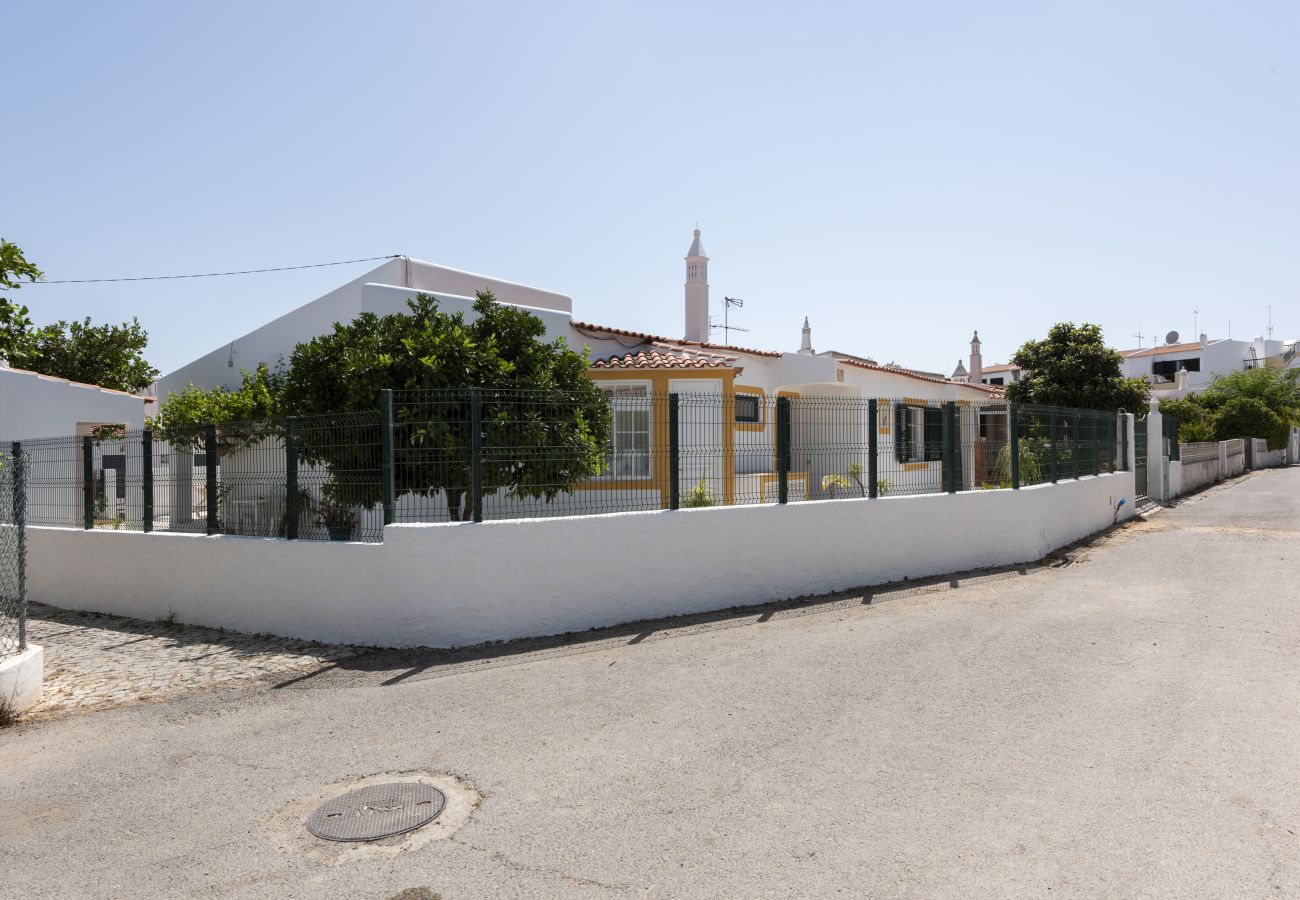 Villa in Albufeira - Vila Coelho - City center with pool by HD