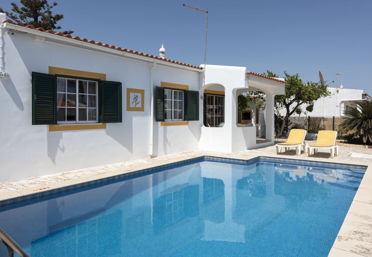 Villa in Albufeira - Vila Coelho - City center with pool by HD