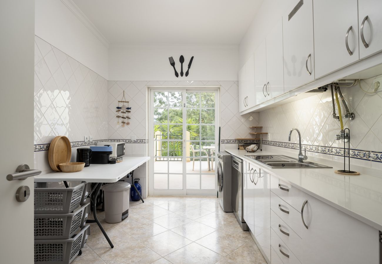 Apartment in Vilamoura - Mar e Golfe - Pool with golf view by HD