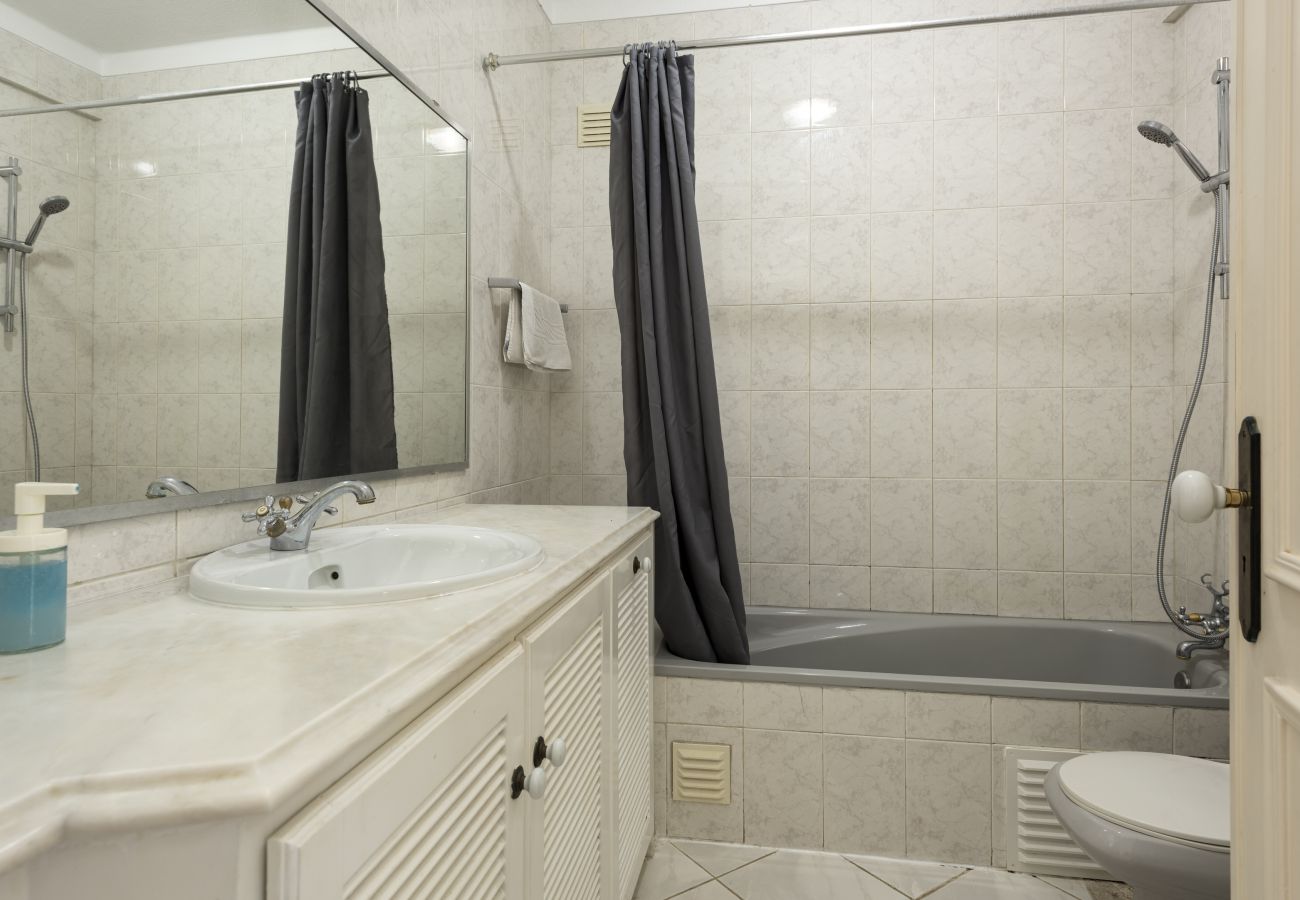 Villa in Vilamoura - Vila Popa - Golf Front with Games Room by HD"