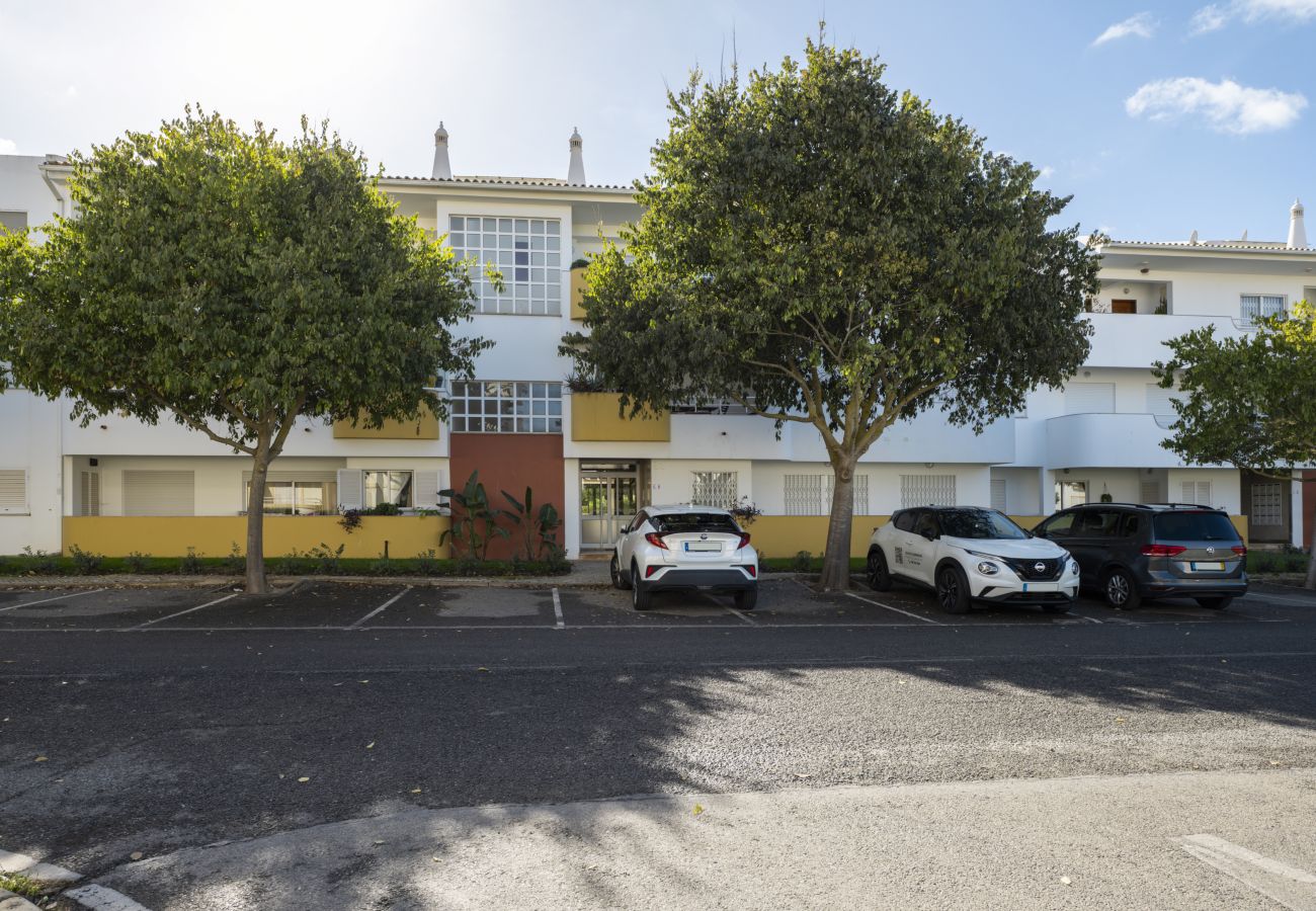 Apartment in Vilamoura - Vilamoura fresh - Near the beach with pool by Hd