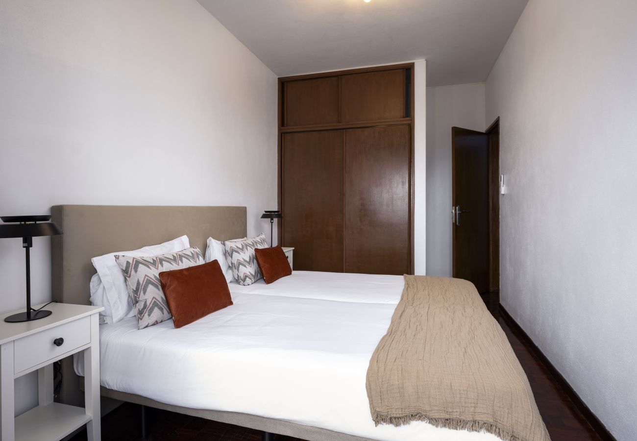 Apartment in Quarteira - Beira Mar see view -  by HD