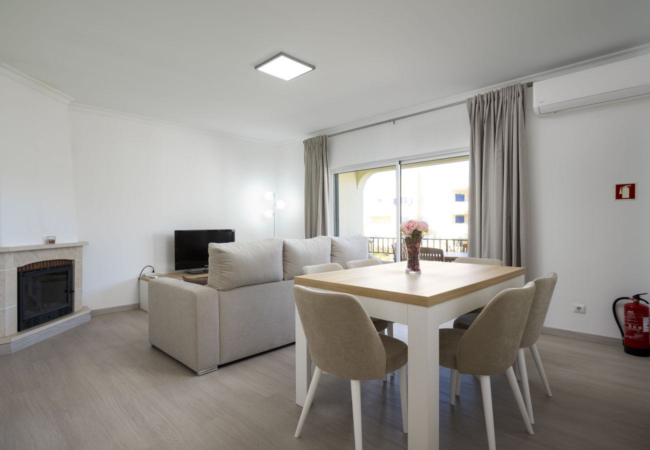 Apartment in Quarteira - Casa das Mélias - 2 br apartment whit pool by HD