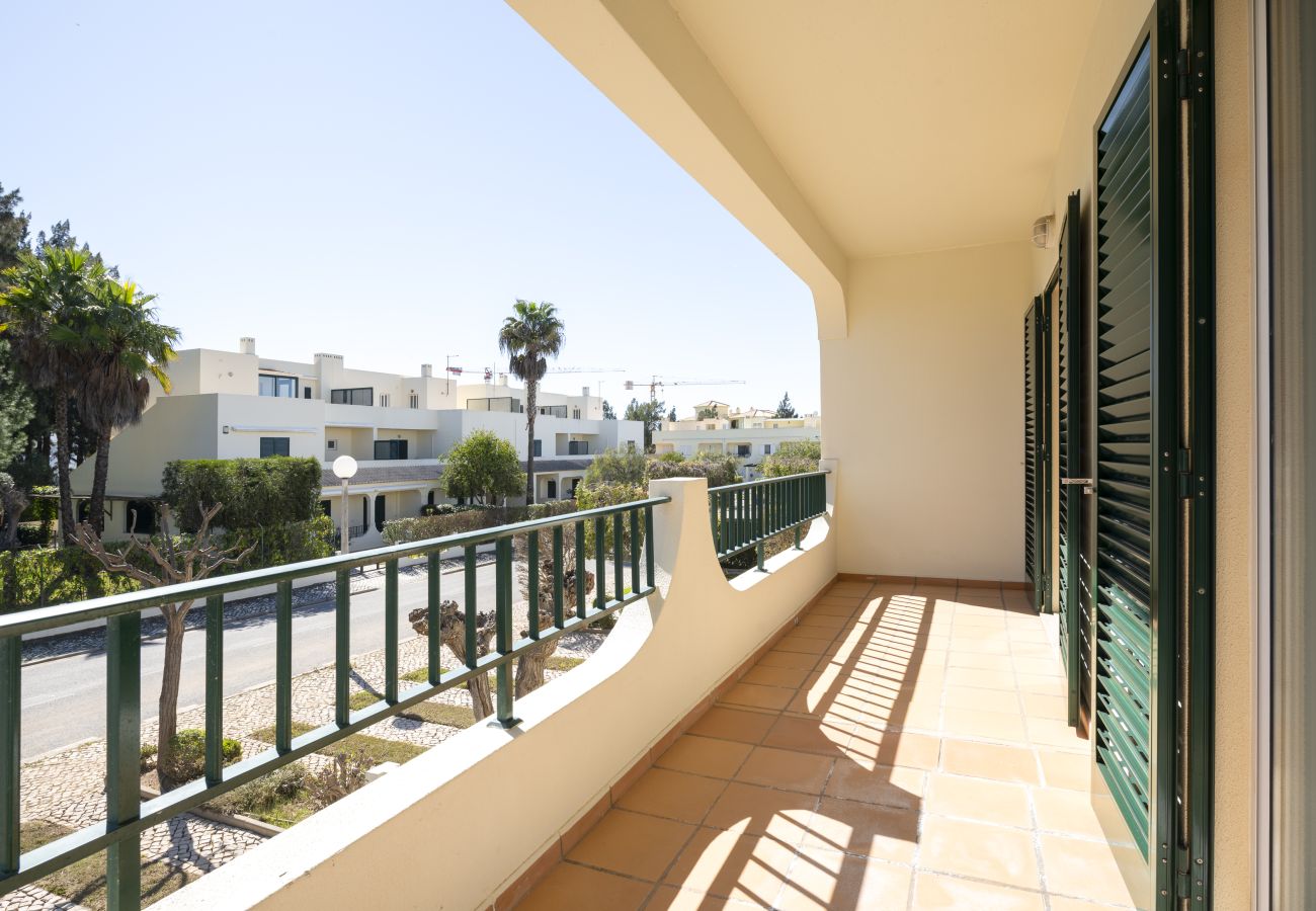 Apartment in Quarteira - Casa das Mélias - 2 br apartment whit pool by HD