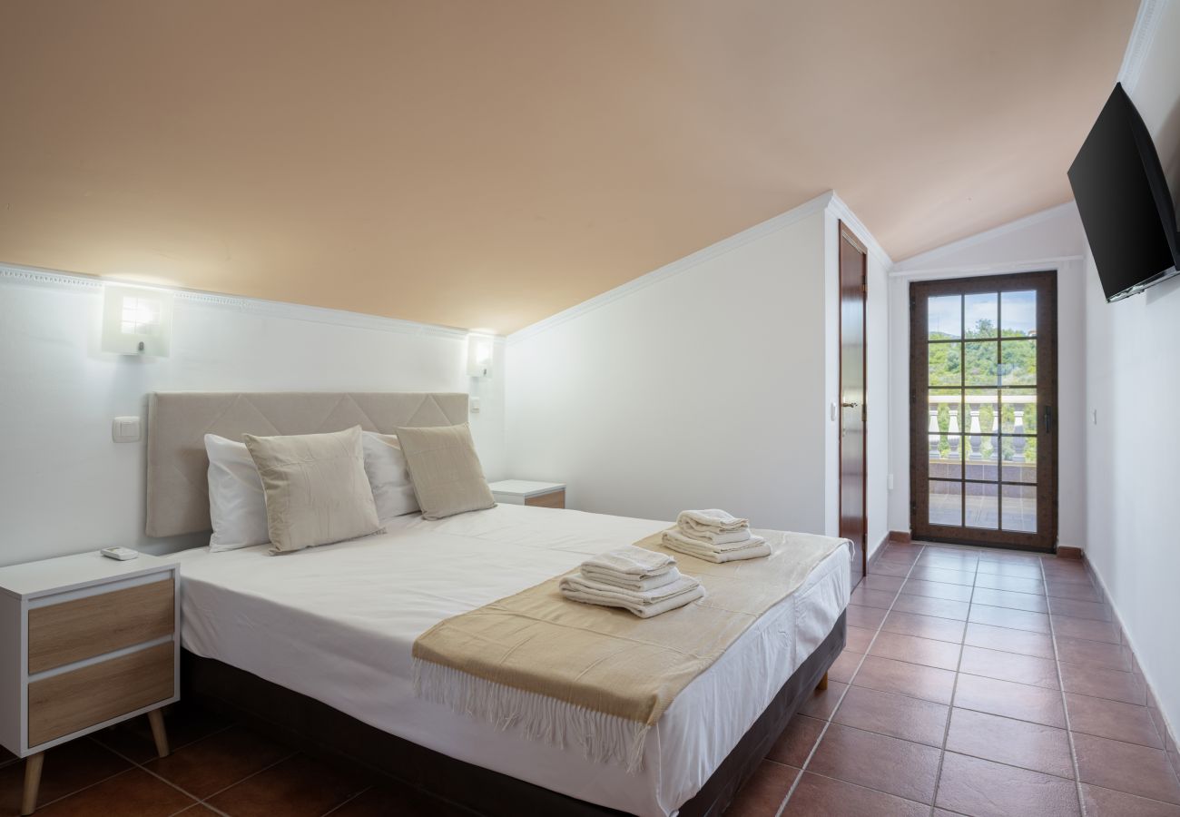 Cottage in Faro - Casa da Montanha - Peaceful Villa by HD