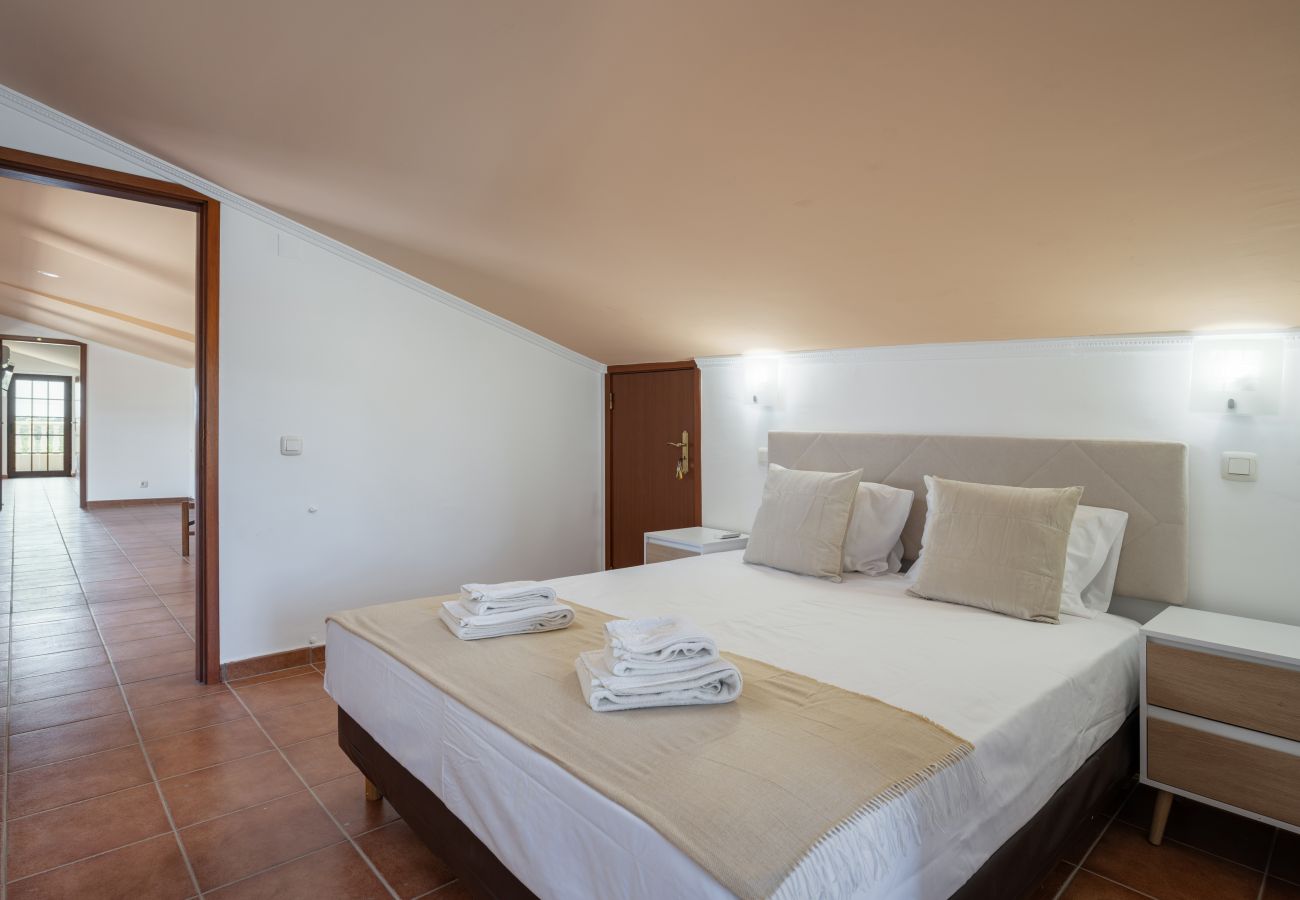 Cottage in Faro - Casa da Montanha - Peaceful Villa by HD