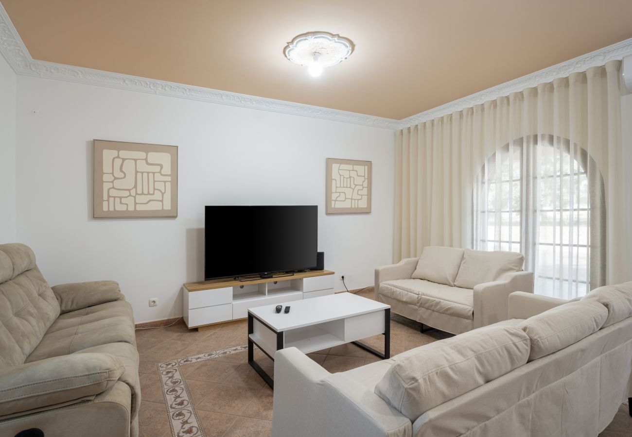 Cottage in Faro - Casa da Montanha - Peaceful Villa by HD