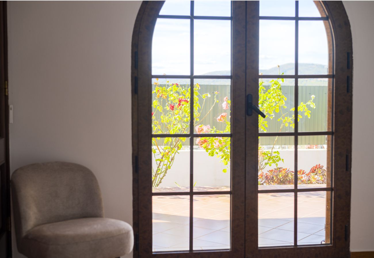 Cottage in Faro - Casa da Montanha - Peaceful Villa by HD
