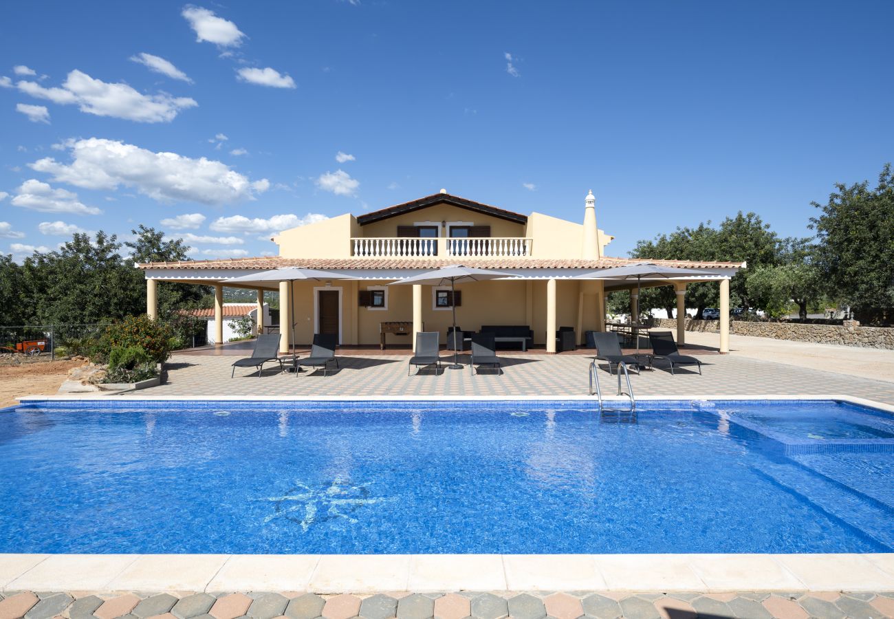 Cottage in Faro - Casa da Montanha - Peaceful Villa by HD