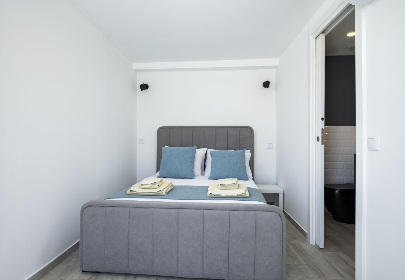 Apartment in Faro - Saramago Writers Yard - Pool Retreat by HD 