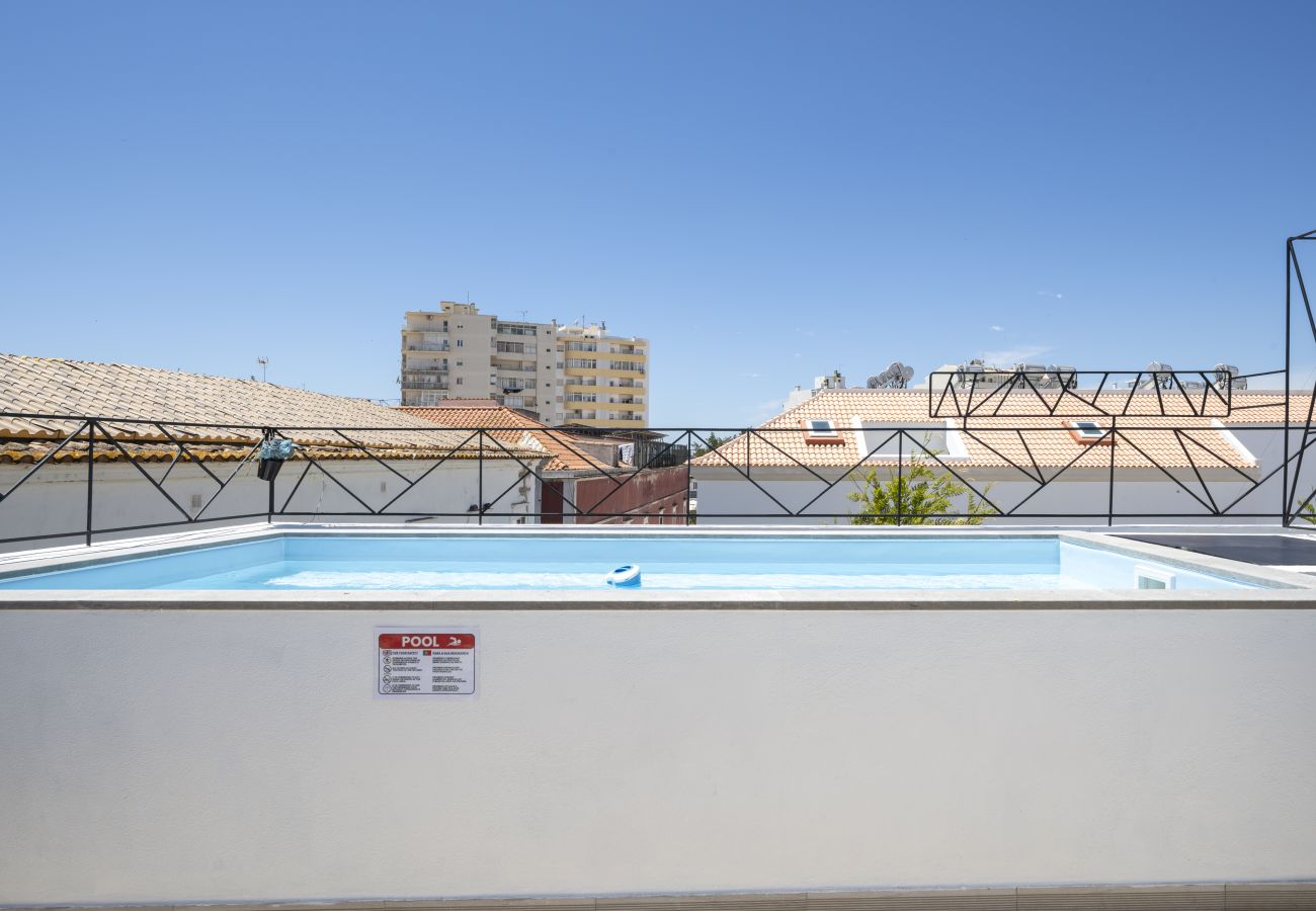 Apartment in Faro - Saramago Writers Yard - Pool Retreat by HD 