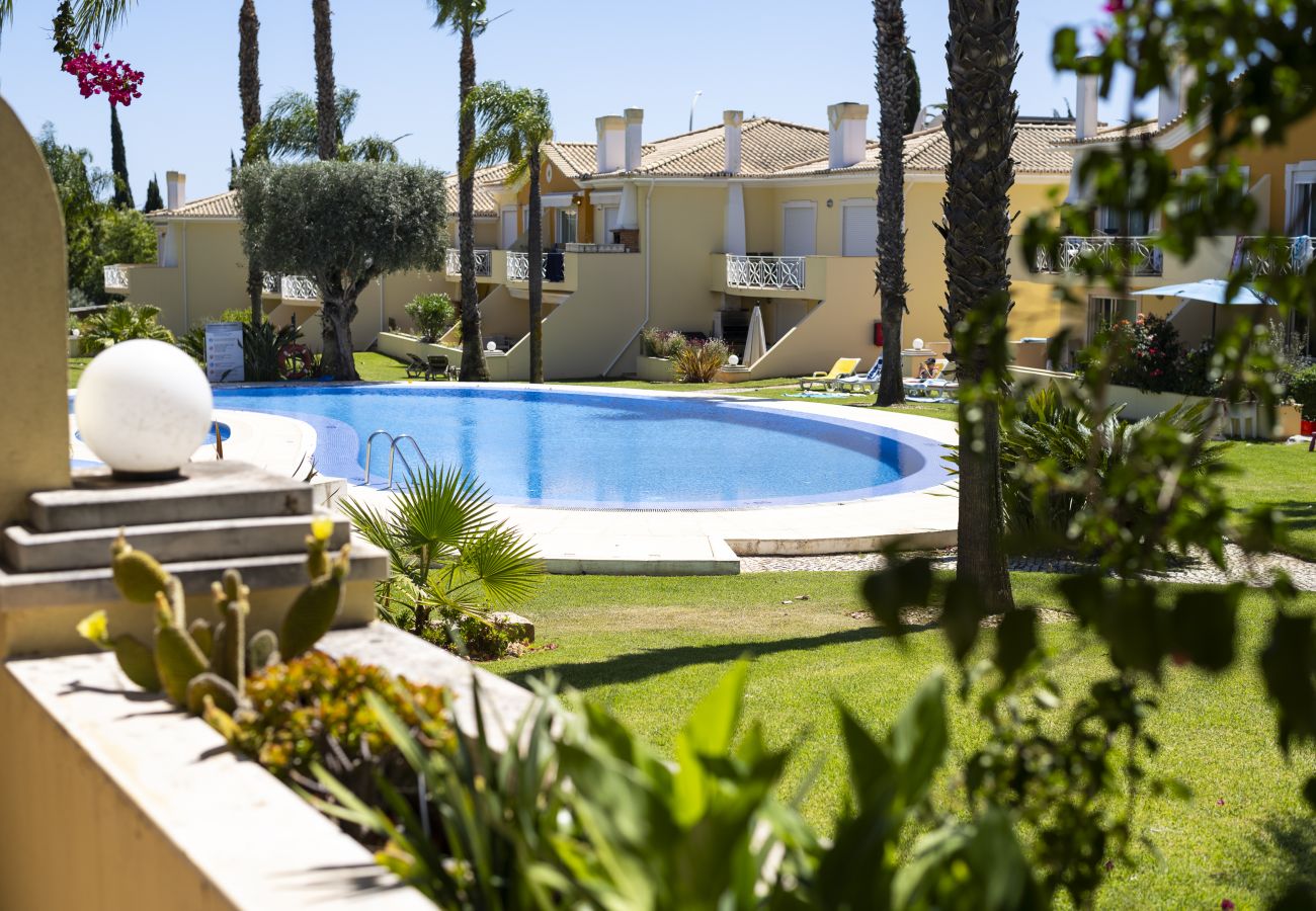 Villa in Vilamoura - Golf Garden with pool by Hd properties