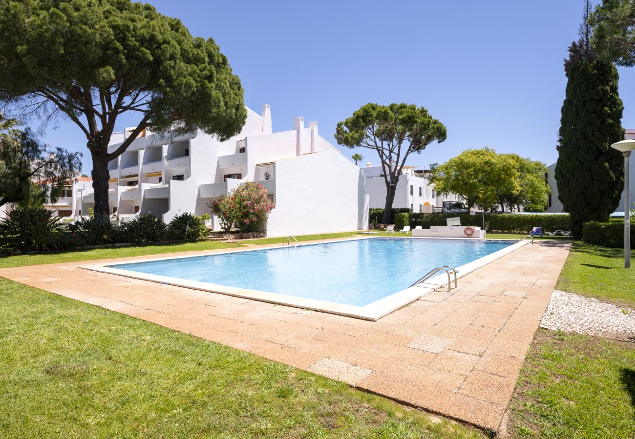 Apartment in Vilamoura - Casal das Alfarrobeiras by Hdproperties