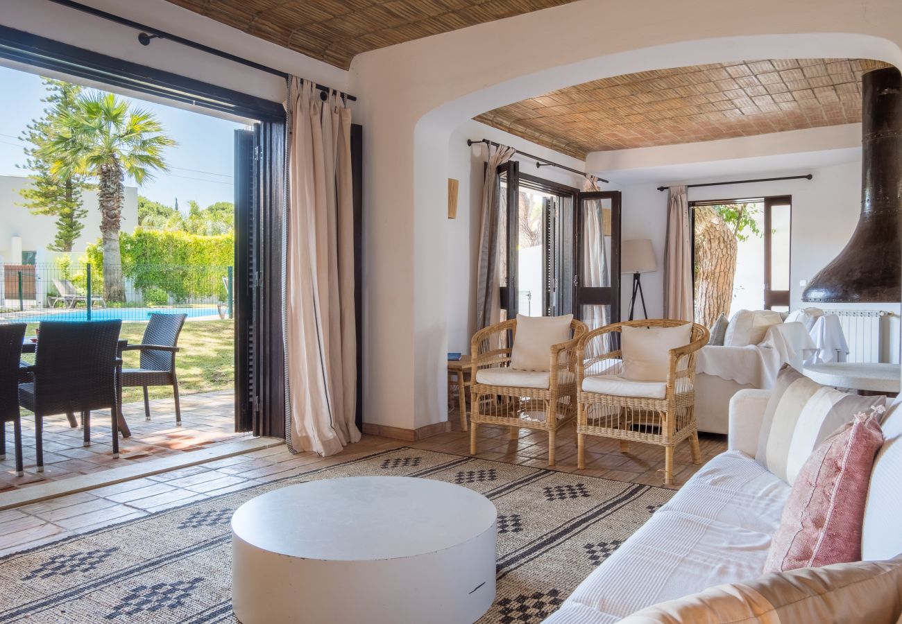 Villa in Vilamoura - Vila das Malvas with Pool - By Hdproperties