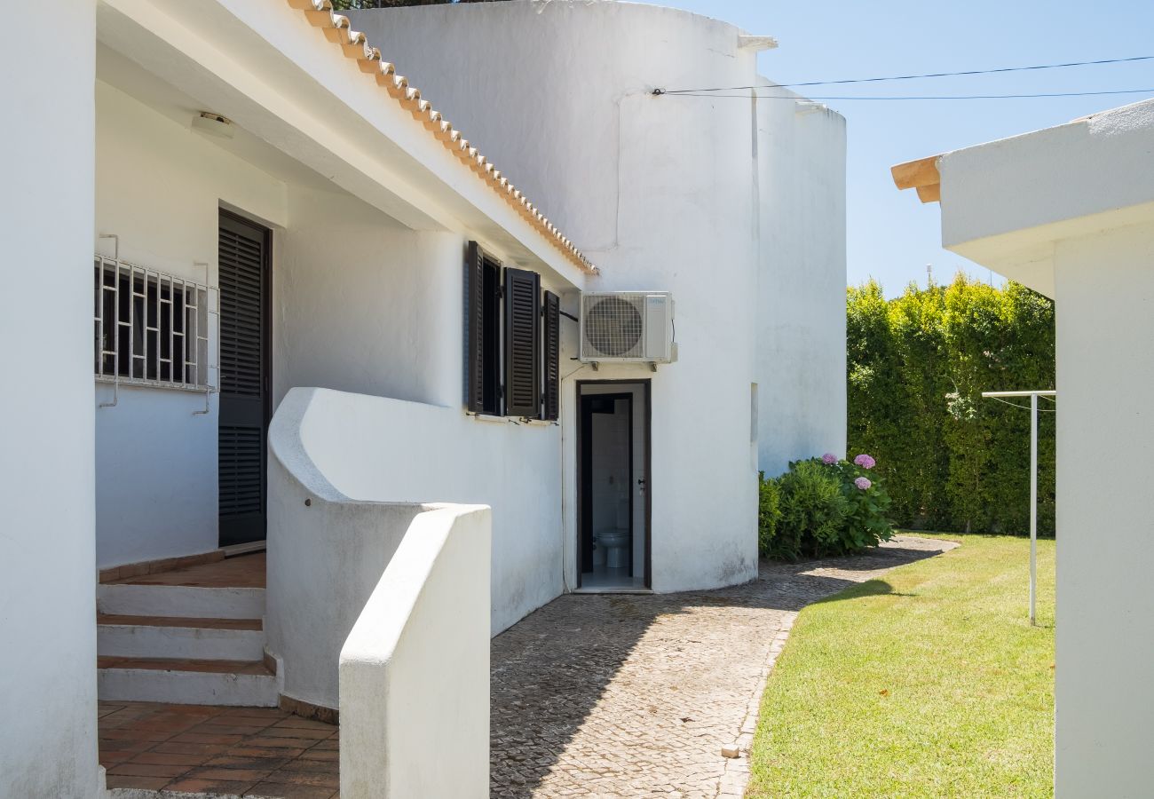 Villa in Vilamoura - Vila das Malvas with Pool - By Hdproperties