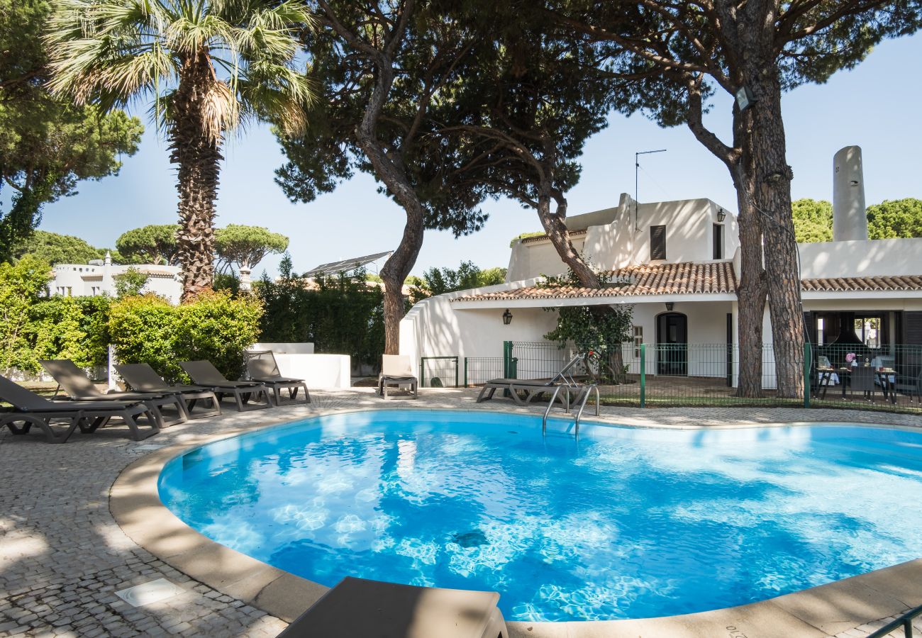 Villa in Vilamoura - Vila das Malvas with Pool - By Hdproperties