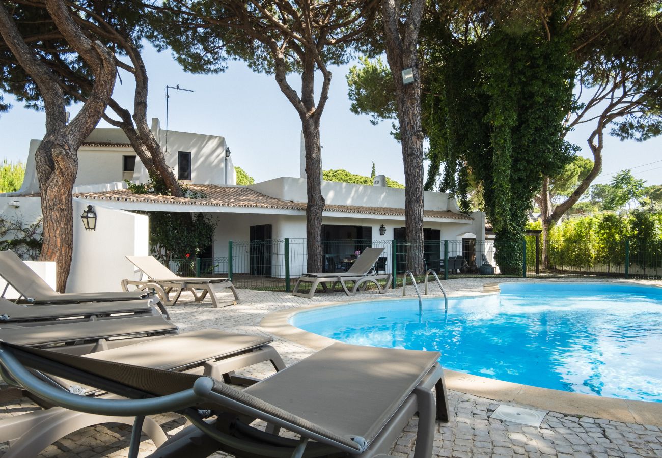 Villa in Vilamoura - Vila das Malvas with Pool - By Hdproperties