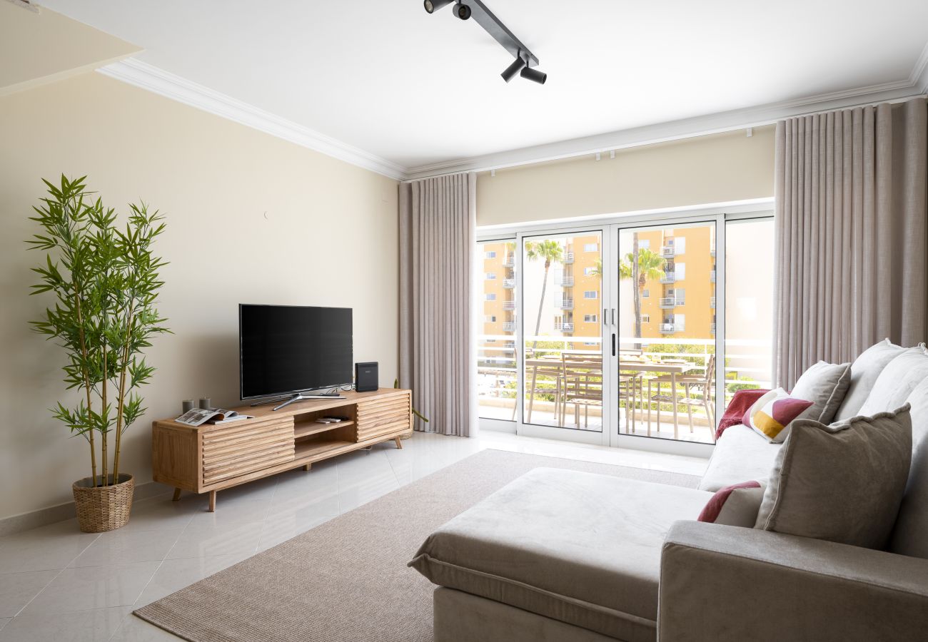 Apartment in Vilamoura - Moura Praia by Hdproperties