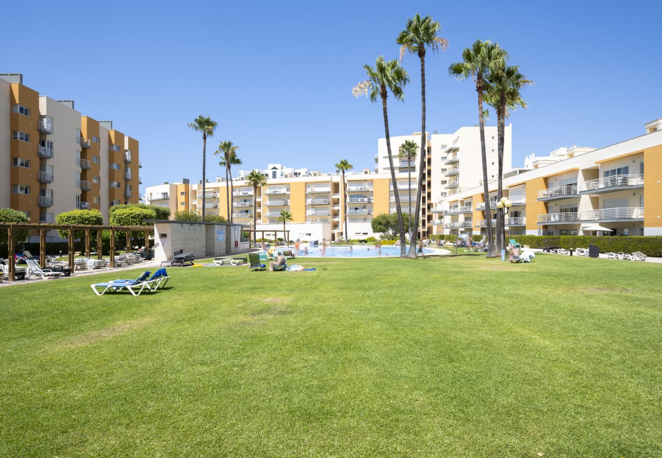 Apartment in Vilamoura - Moura Praia by Hdproperties