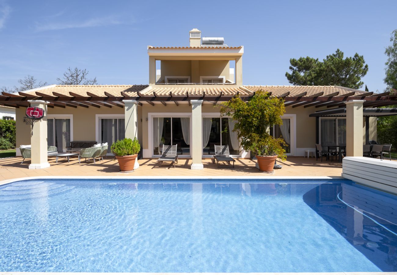 Villa in Quarteira - Vila Gabriel private vila -by hdproperties