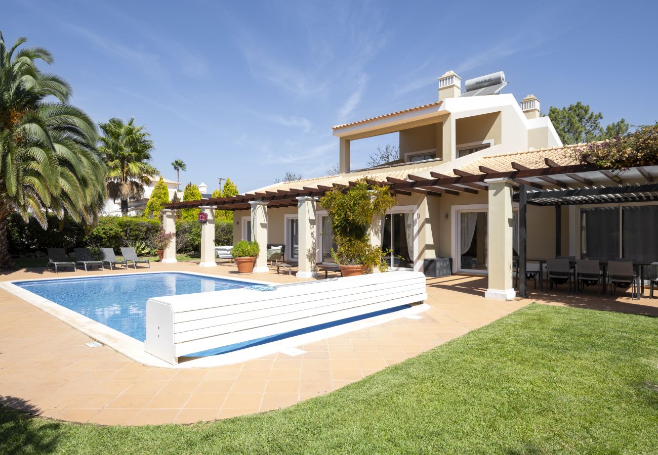 Villa in Quarteira - Vila Gabriel private vila -by hdproperties